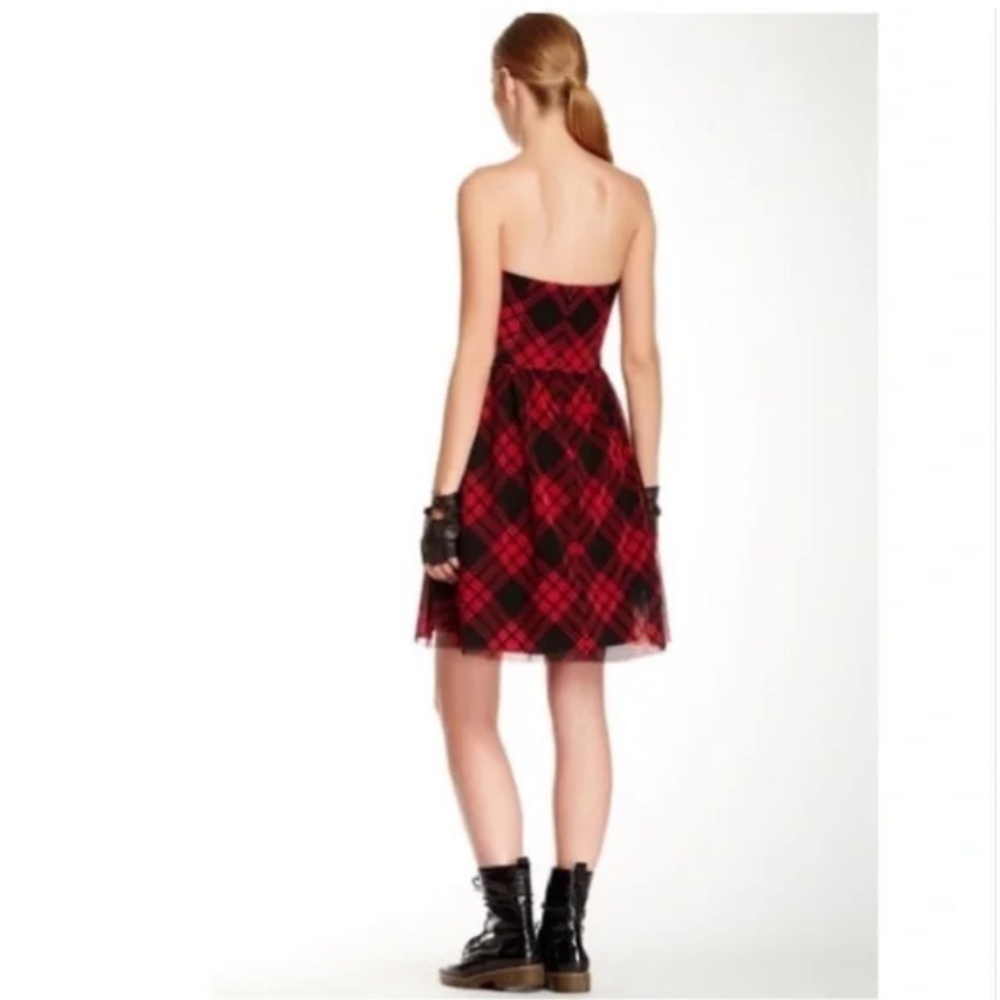 Betsey Johnson Plaid Strapless Mini Dress Size 6 - Picture 4 of 14